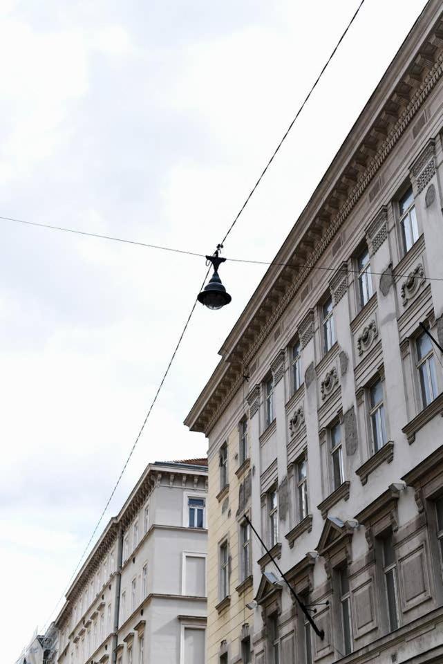 Very Central Apartment Close To Basilica Budapeste Exterior foto